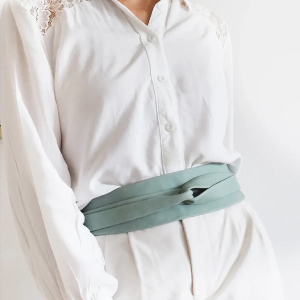 Ada leather wrap belt matcha. distressed